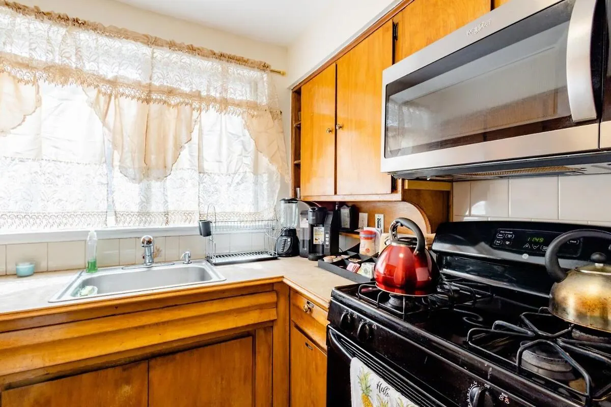 Guest house Spacious Comfy Room In Cozy Classy Duplex New York